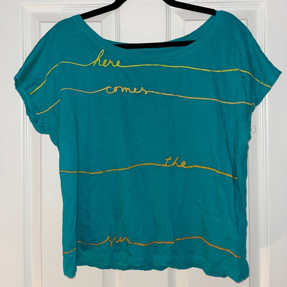 “Here comes the sun” t-shirt